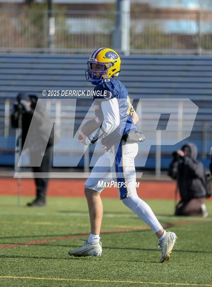 Thumbnail 1 in Nassau County Senior Bowl photogallery.