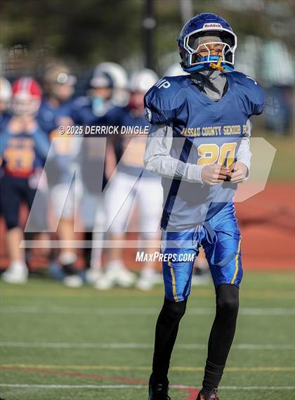 Thumbnail 1 in Nassau County Senior Bowl photogallery.
