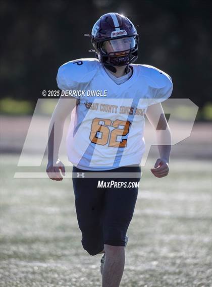 Thumbnail 3 in Nassau County Senior Bowl photogallery.