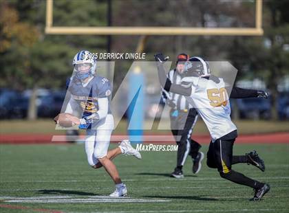 Thumbnail 3 in Nassau County Senior Bowl photogallery.