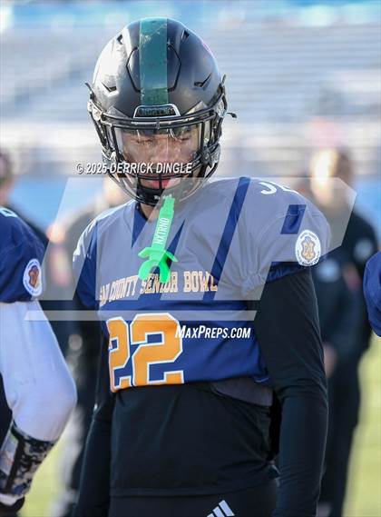 Thumbnail 3 in Nassau County Senior Bowl photogallery.