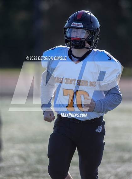 Thumbnail 3 in Nassau County Senior Bowl photogallery.