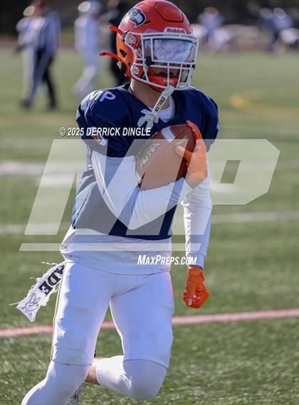 Thumbnail 2 in Nassau County Senior Bowl photogallery.