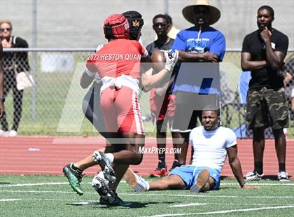 Thumbnail 3 in Mission Viejo vs. Mater Dei (Battle At The Beach) photogallery.