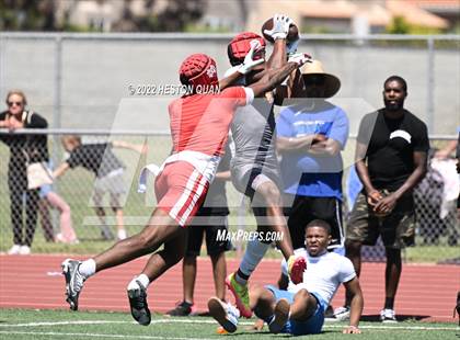 Thumbnail 3 in Mission Viejo vs. Mater Dei (Battle At The Beach) photogallery.
