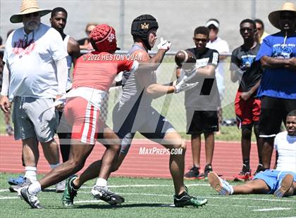 Thumbnail 2 in Mission Viejo vs. Mater Dei (Battle At The Beach) photogallery.