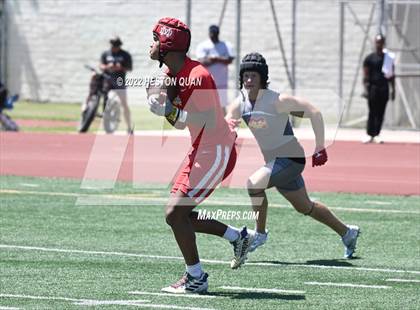 Thumbnail 2 in Mission Viejo vs. Mater Dei (Battle At The Beach) photogallery.