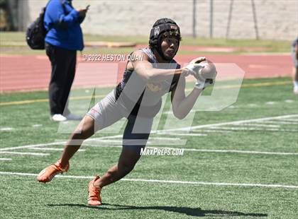Thumbnail 3 in Mission Viejo vs. Mater Dei (Battle At The Beach) photogallery.