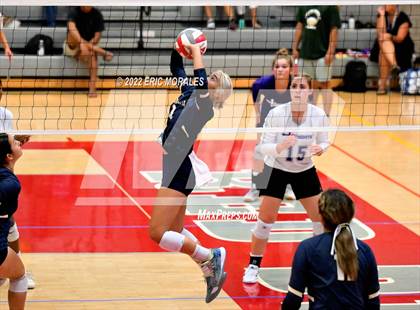 Thumbnail 1 in Bonita Vista vs Foothills Christian (Sweetwater Prime Sports Tournament) photogallery.