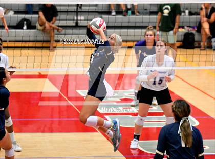 Thumbnail 3 in Bonita Vista vs Foothills Christian (Sweetwater Prime Sports Tournament) photogallery.