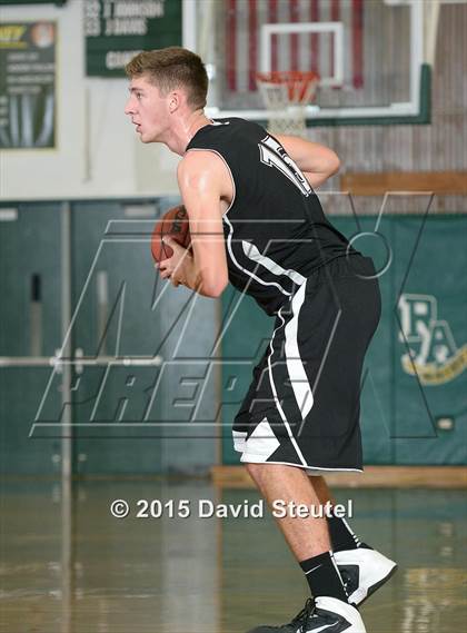 Thumbnail 3 in El Camino vs. Kennedy (Jack Scott Tournament) photogallery.