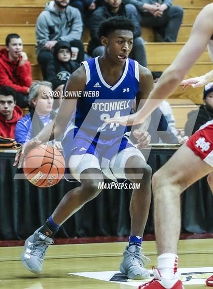 Thumbnail 3 in Mater Dei vs. Bishop O'Connell (Spalding Hoophall Classic) photogallery.