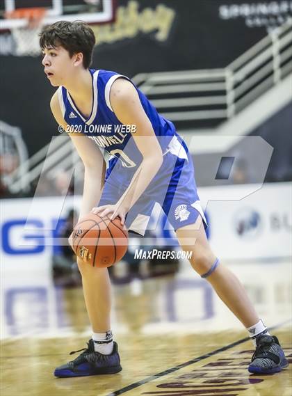 Thumbnail 1 in Mater Dei vs. Bishop O'Connell (Spalding Hoophall Classic) photogallery.