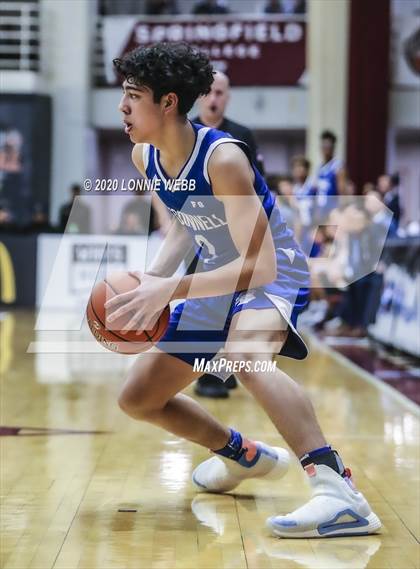 Thumbnail 2 in Mater Dei vs. Bishop O'Connell (Spalding Hoophall Classic) photogallery.