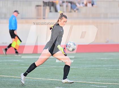 Thumbnail 2 in Sage Creek vs Mission Hills (CIF SDS DI Quarterfinals)  photogallery.