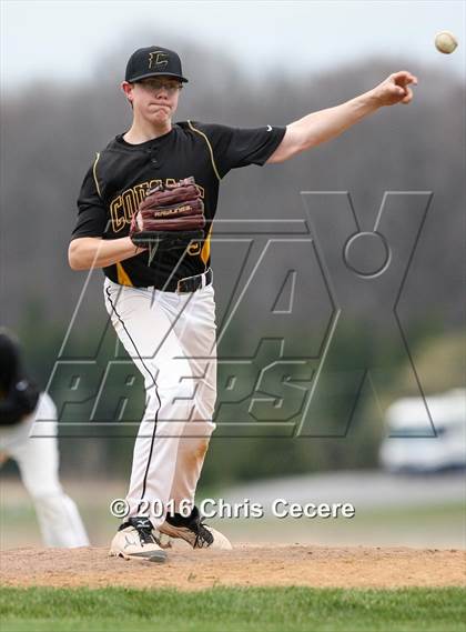 Thumbnail 2 in Honeoye Falls-Lima @ Churchville-Chili photogallery.