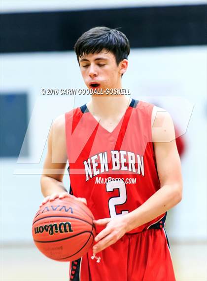 Thumbnail 1 in New Bern @ Havelock photogallery.