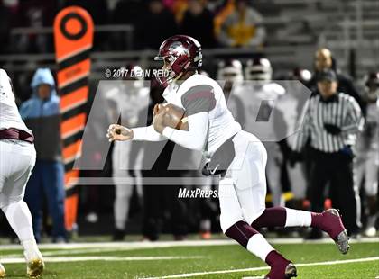 Thumbnail 3 in Peoria @ Hillcrest (IHSA Class 5A 1st Round Playoff) photogallery.