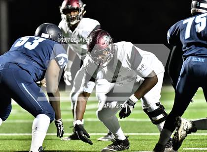Thumbnail 2 in Peoria @ Hillcrest (IHSA Class 5A 1st Round Playoff) photogallery.