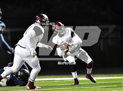 Thumbnail 3 in Peoria @ Hillcrest (IHSA Class 5A 1st Round Playoff) photogallery.
