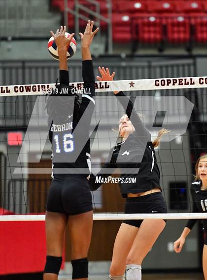 Thumbnail 2 in Hebron @ Coppell photogallery.