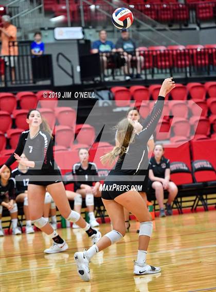 Thumbnail 2 in Hebron @ Coppell photogallery.