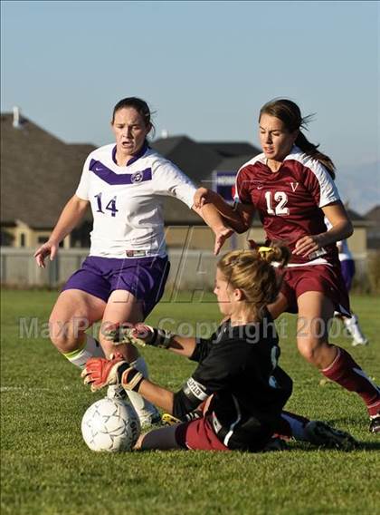 Thumbnail 1 in Viewmont vs Riverton (Utah 5A State Tournament) photogallery.