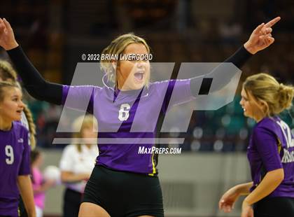 Thumbnail 1 in Kit Carson vs. La Veta (CHSAA 1A State Championship Round 1) photogallery.