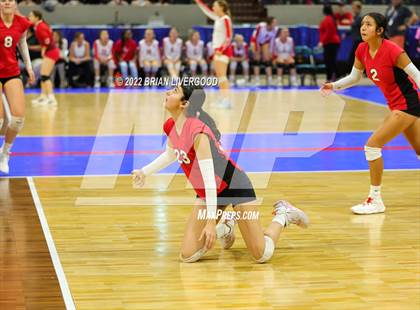 Thumbnail 2 in Kit Carson vs. La Veta (CHSAA 1A State Championship Round 1) photogallery.