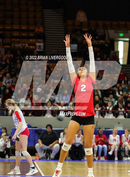 Thumbnail 2 in Kit Carson vs. La Veta (CHSAA 1A State Championship Round 1) photogallery.