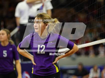 Thumbnail 2 in Kit Carson vs. La Veta (CHSAA 1A State Championship Round 1) photogallery.