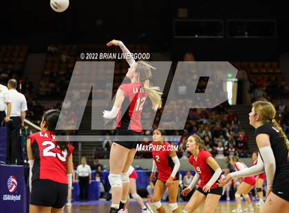 Thumbnail 2 in Kit Carson vs. La Veta (CHSAA 1A State Championship Round 1) photogallery.