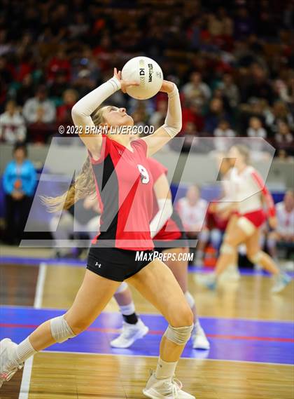 Thumbnail 1 in Kit Carson vs. La Veta (CHSAA 1A State Championship Round 1) photogallery.