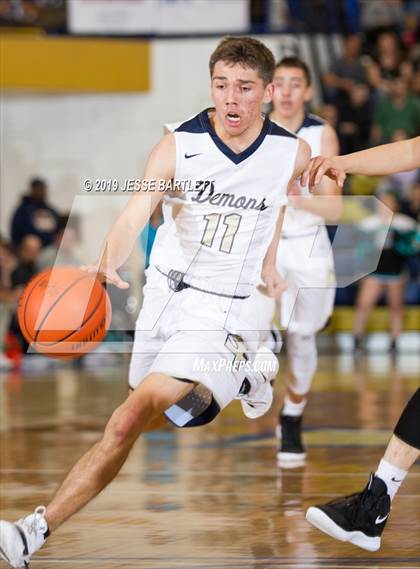 Thumbnail 1 in Capital @ Santa Fe (NMAA 5A District Playoff) photogallery.