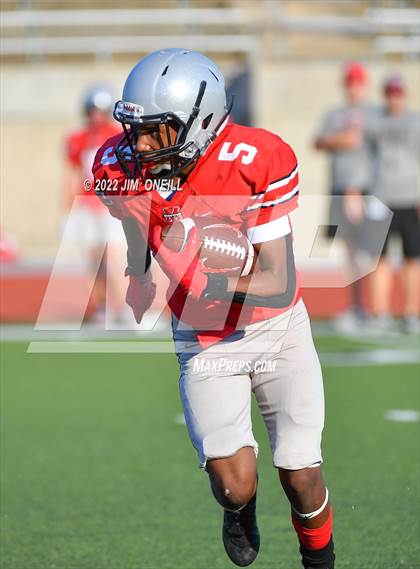 Thumbnail 1 in Marcus @ Coppell (B Teams) photogallery.