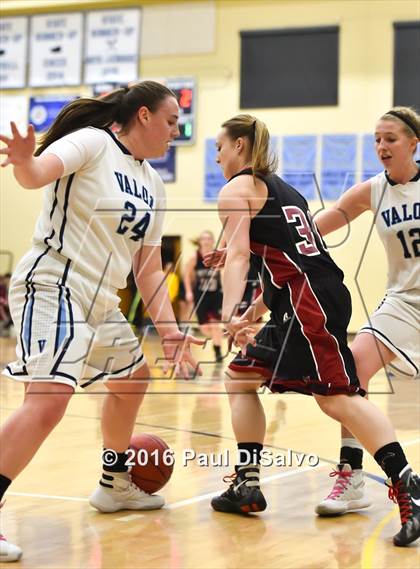 Thumbnail 3 in Fort Morgan @ Valor Christian CHSAA 4A 1st Round) photogallery.