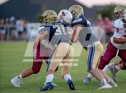 Thumbnail 3 in Tuttle vs Kingfisher photogallery.