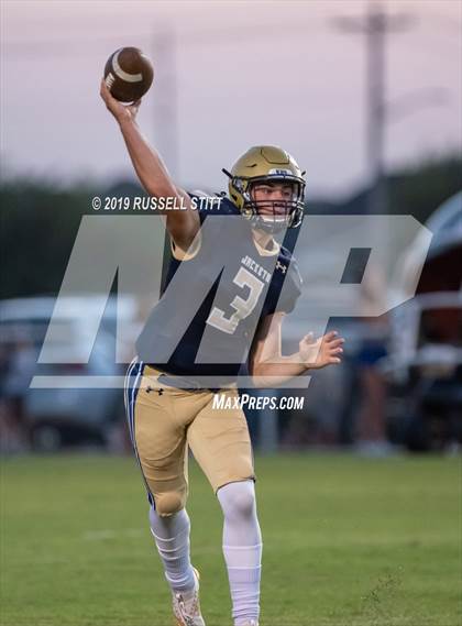 Thumbnail 1 in Tuttle vs Kingfisher photogallery.