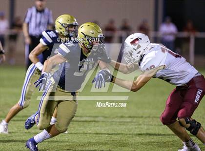 Thumbnail 1 in Tuttle vs Kingfisher photogallery.