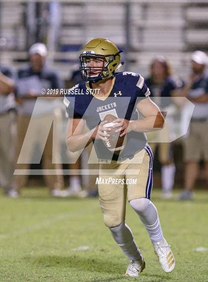 Thumbnail 3 in Tuttle vs Kingfisher photogallery.