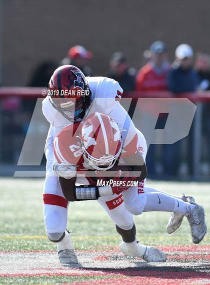 Thumbnail 2 in Huntley vs Marist (IHSA Class 8A 2nd Round Playoff) photogallery.