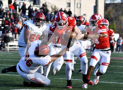 Thumbnail 2 in Huntley vs Marist (IHSA Class 8A 2nd Round Playoff) photogallery.
