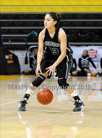 Thumbnail 3 in Agoura vs. Inglewood (CIF SS D3AA Final) photogallery.