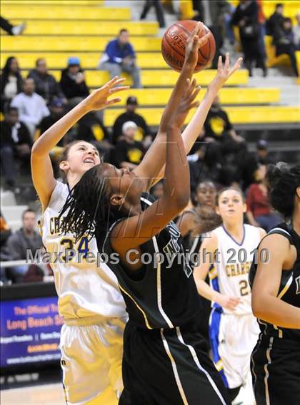 Thumbnail 2 in Agoura vs. Inglewood (CIF SS D3AA Final) photogallery.