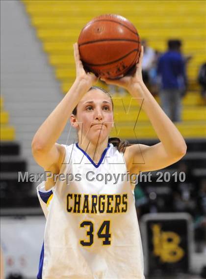 Thumbnail 2 in Agoura vs. Inglewood (CIF SS D3AA Final) photogallery.