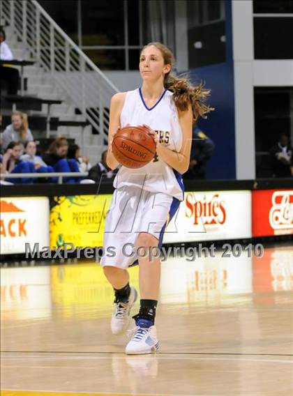 Thumbnail 2 in Agoura vs. Inglewood (CIF SS D3AA Final) photogallery.