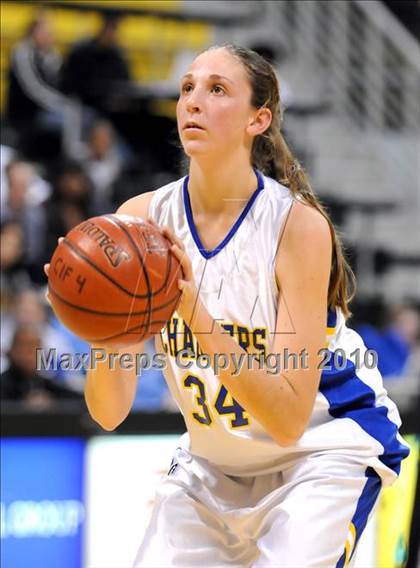 Thumbnail 1 in Agoura vs. Inglewood (CIF SS D3AA Final) photogallery.