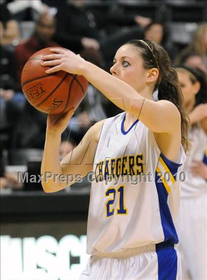 Thumbnail 2 in Agoura vs. Inglewood (CIF SS D3AA Final) photogallery.
