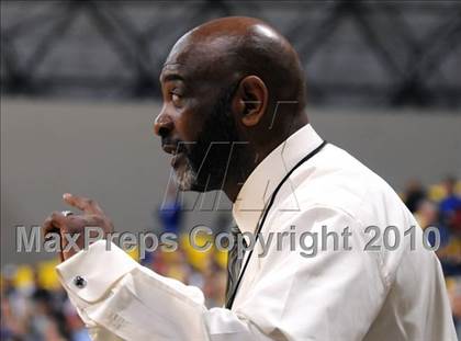 Thumbnail 2 in Agoura vs. Inglewood (CIF SS D3AA Final) photogallery.