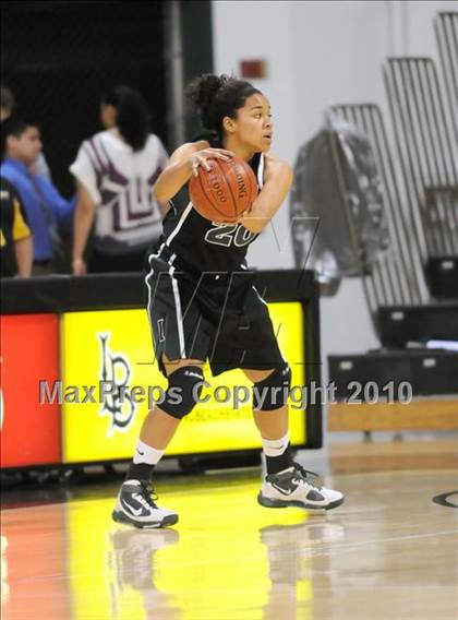 Thumbnail 1 in Agoura vs. Inglewood (CIF SS D3AA Final) photogallery.